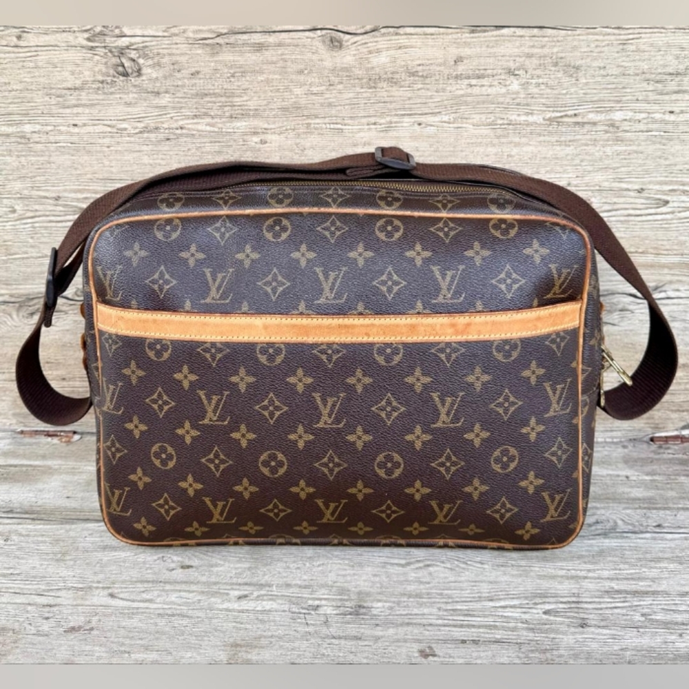 Authentic Louis Vuitton Reporter GM size Messenger Bag